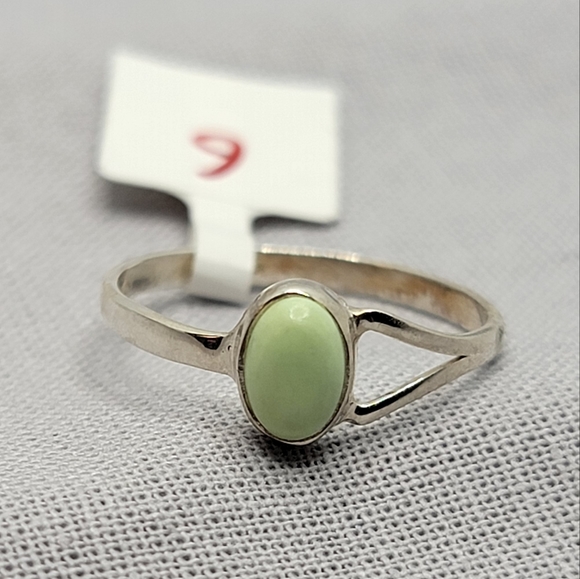 Sterling Silver Lemon Chrysoprase Ring Dainty Split Shank Cabochon Signed - Picture 3 of 14